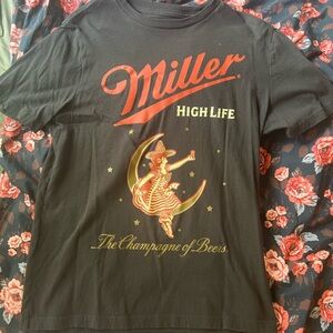 Vintage Miller High Life Black T‑Shirt with Red and Gold Graphics